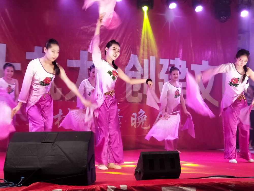 宣化区文化馆彩色周末惠民演出刘家窑专场